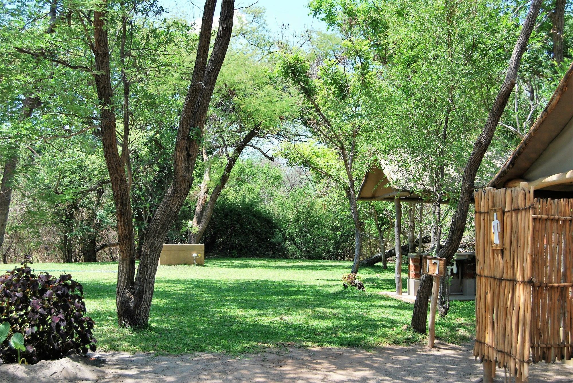 Zambezi Dusk Villa Livingstone Exterior photo